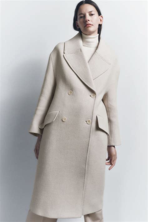 cappotto bianco diavolo veste prada|Nuova collezione di cappotti da donna di Prada su FARFETCH.